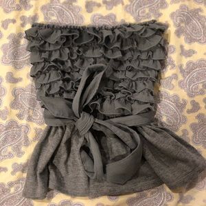 X SMALL NWOT Hollister ruffle strapless top